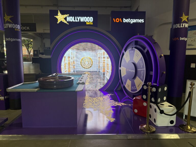 1 Up Exhibitions Hollywood Bets The Vault 3